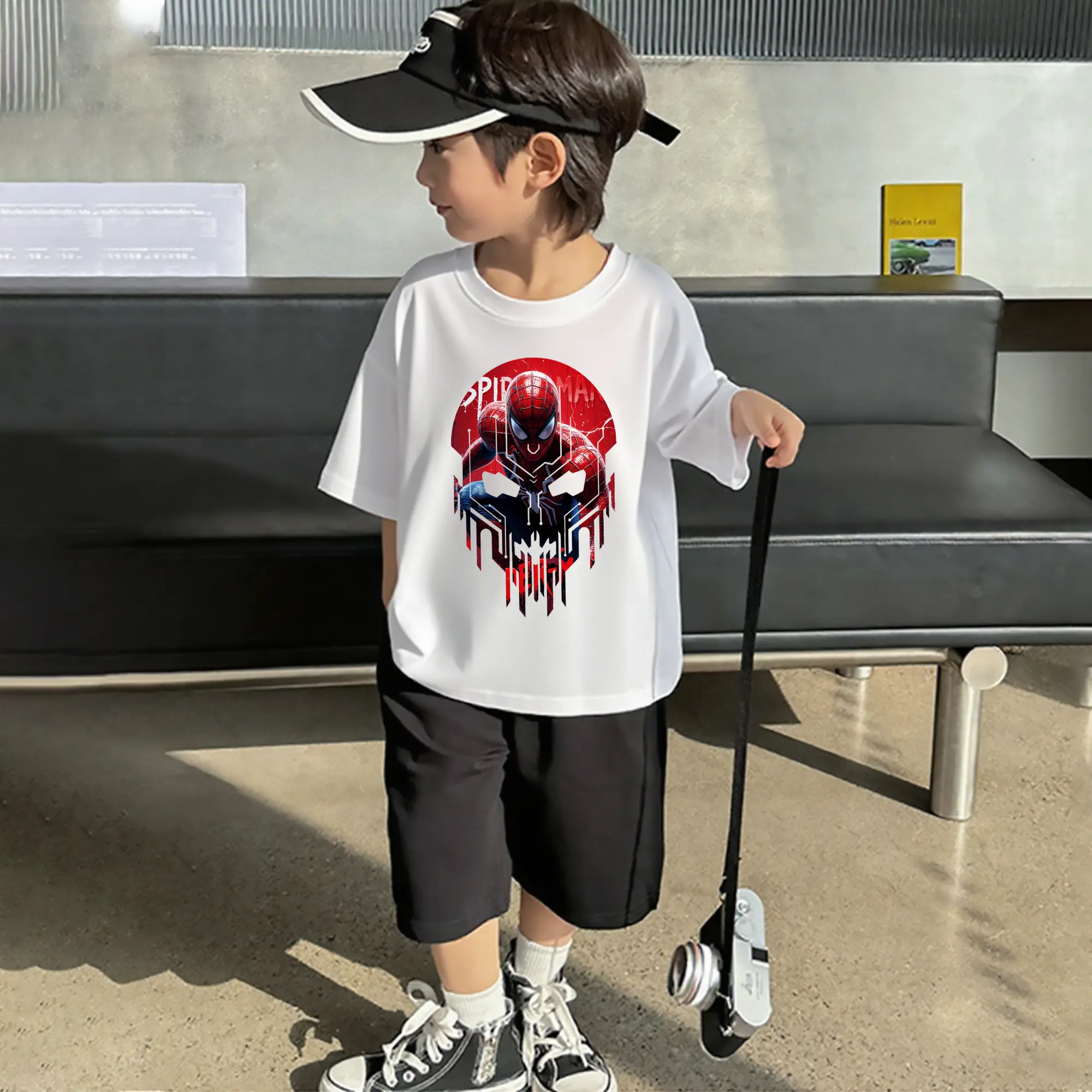 アベンジャーズ (Avenjāzu) グッズ スパイダーマン（Spider-Man）