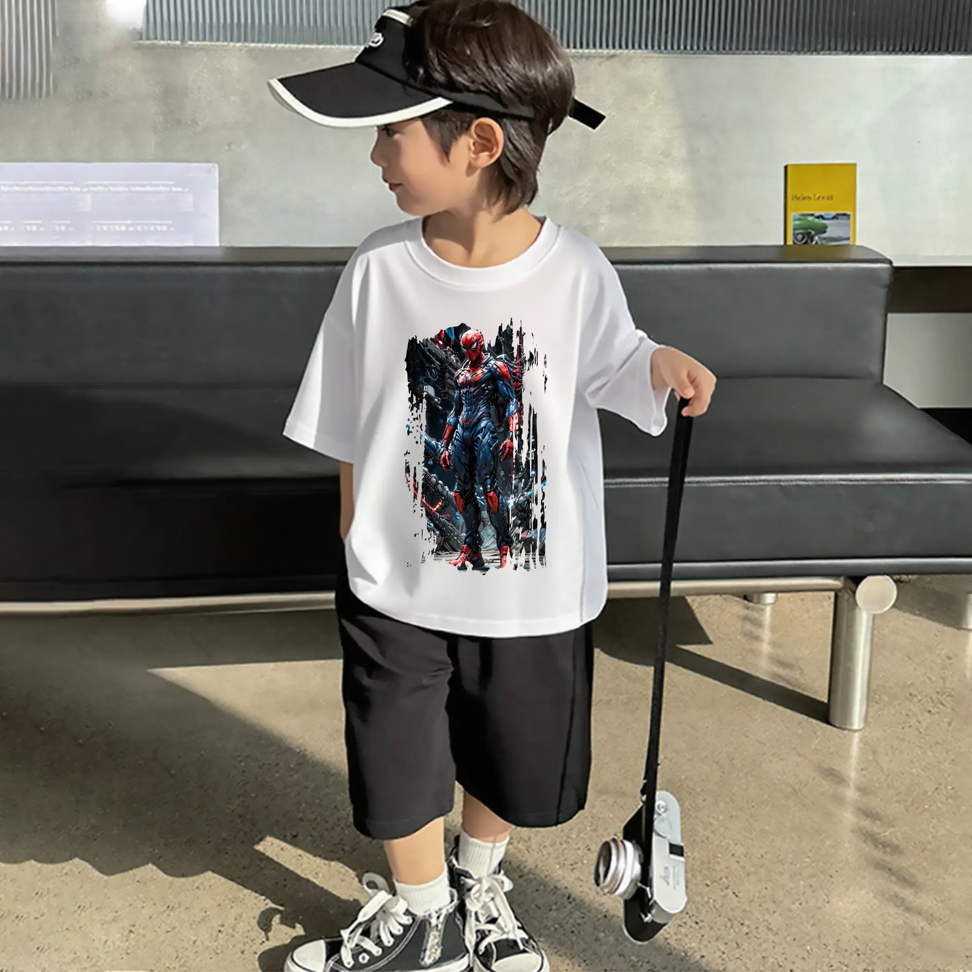 アベンジャーズ (Avenjāzu) グッズ スパイダーマン（Spider-Man）