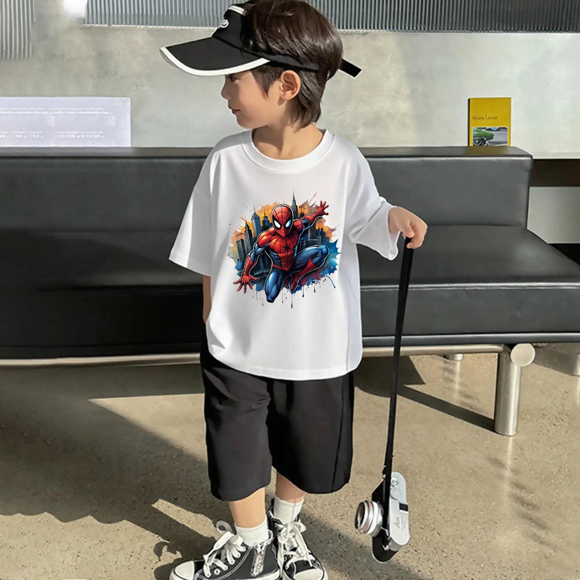 アベンジャーズ (Avenjāzu) グッズ スパイダーマン（Spider-Man）