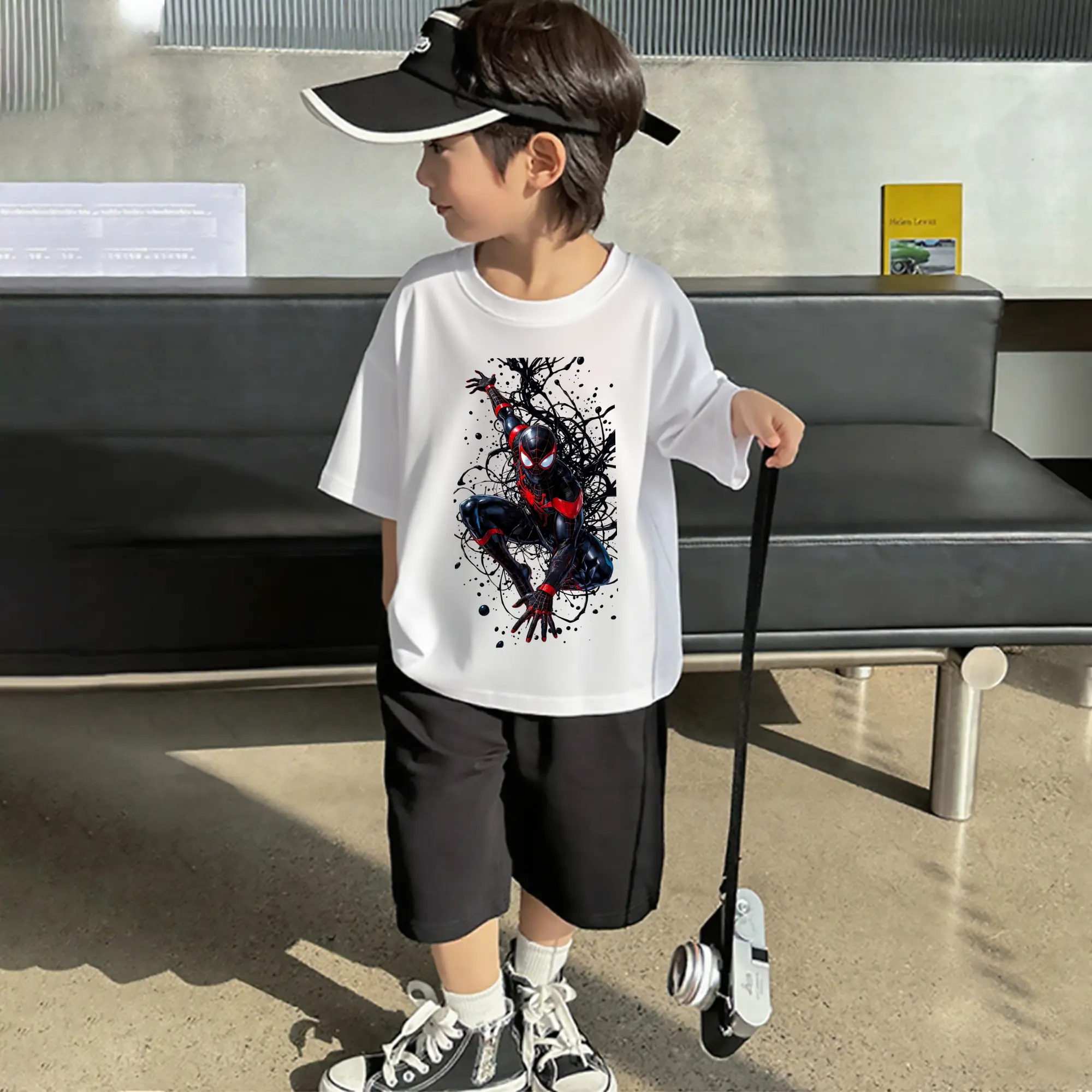 アベンジャーズ (Avenjāzu) グッズ スパイダーマン（Spider-Man）