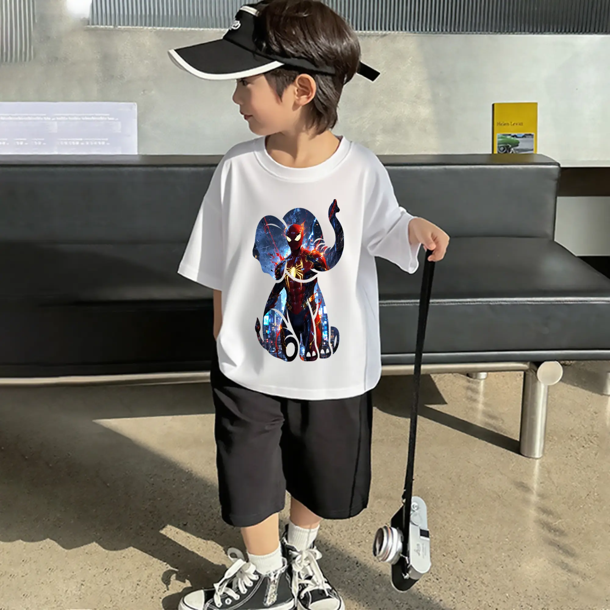 アベンジャーズ (Avenjāzu) グッズ スパイダーマン（Spider-Man）