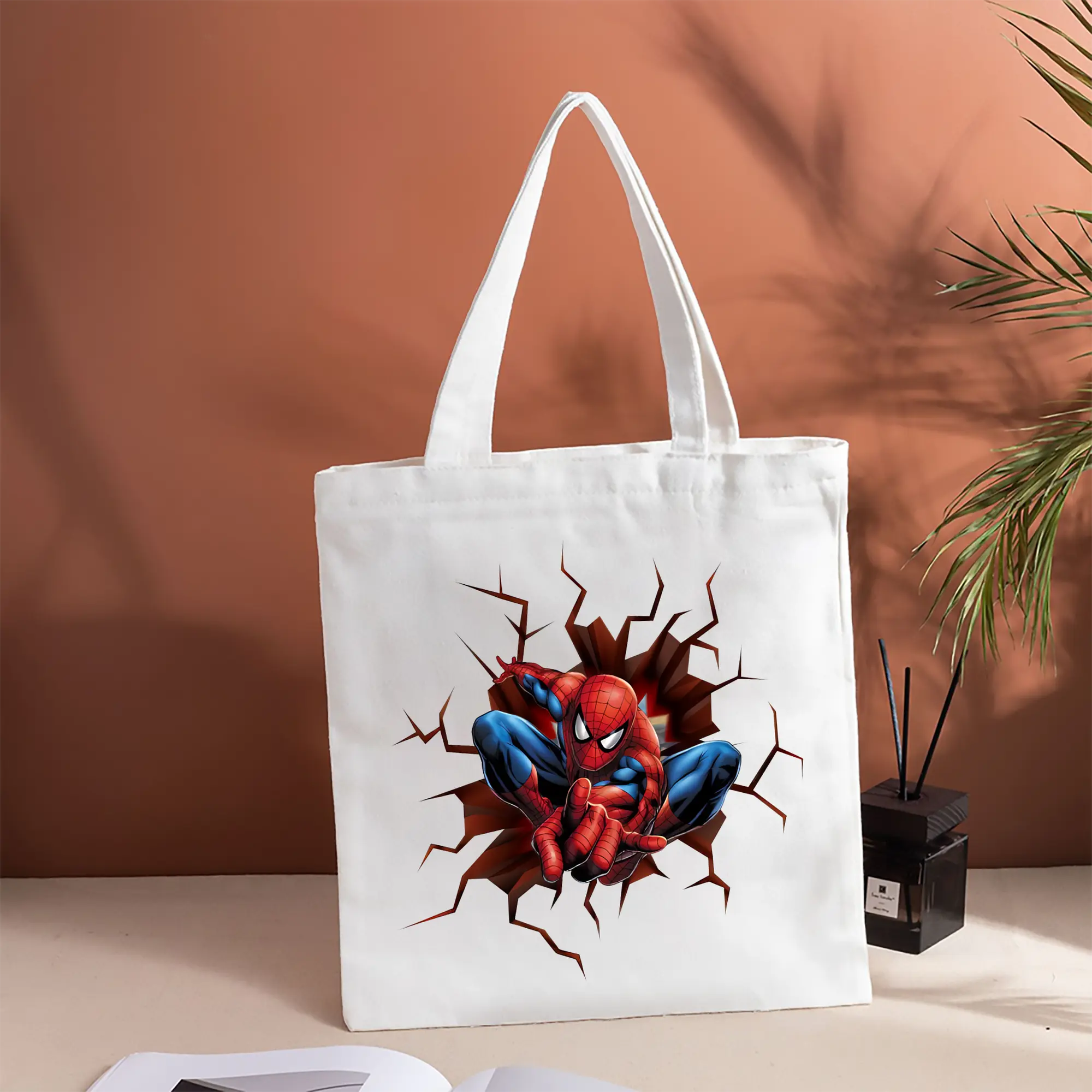 アベンジャーズ (Avenjāzu) グッズ スパイダーマン（Spider-Man）