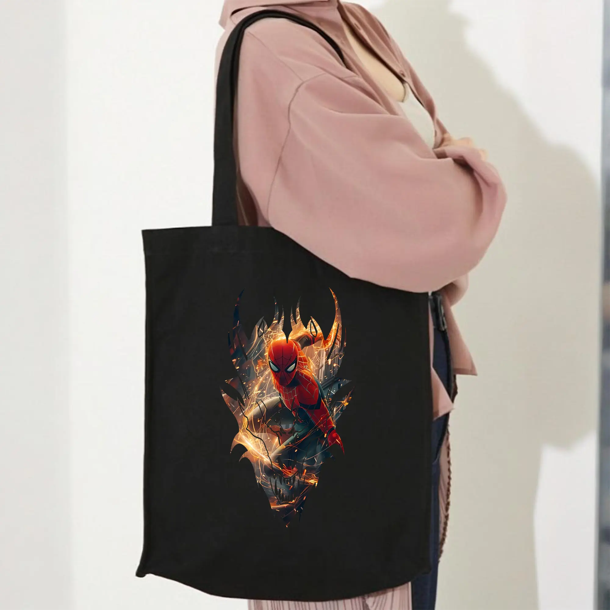 アベンジャーズ (Avenjāzu) グッズ スパイダーマン（Spider-Man）