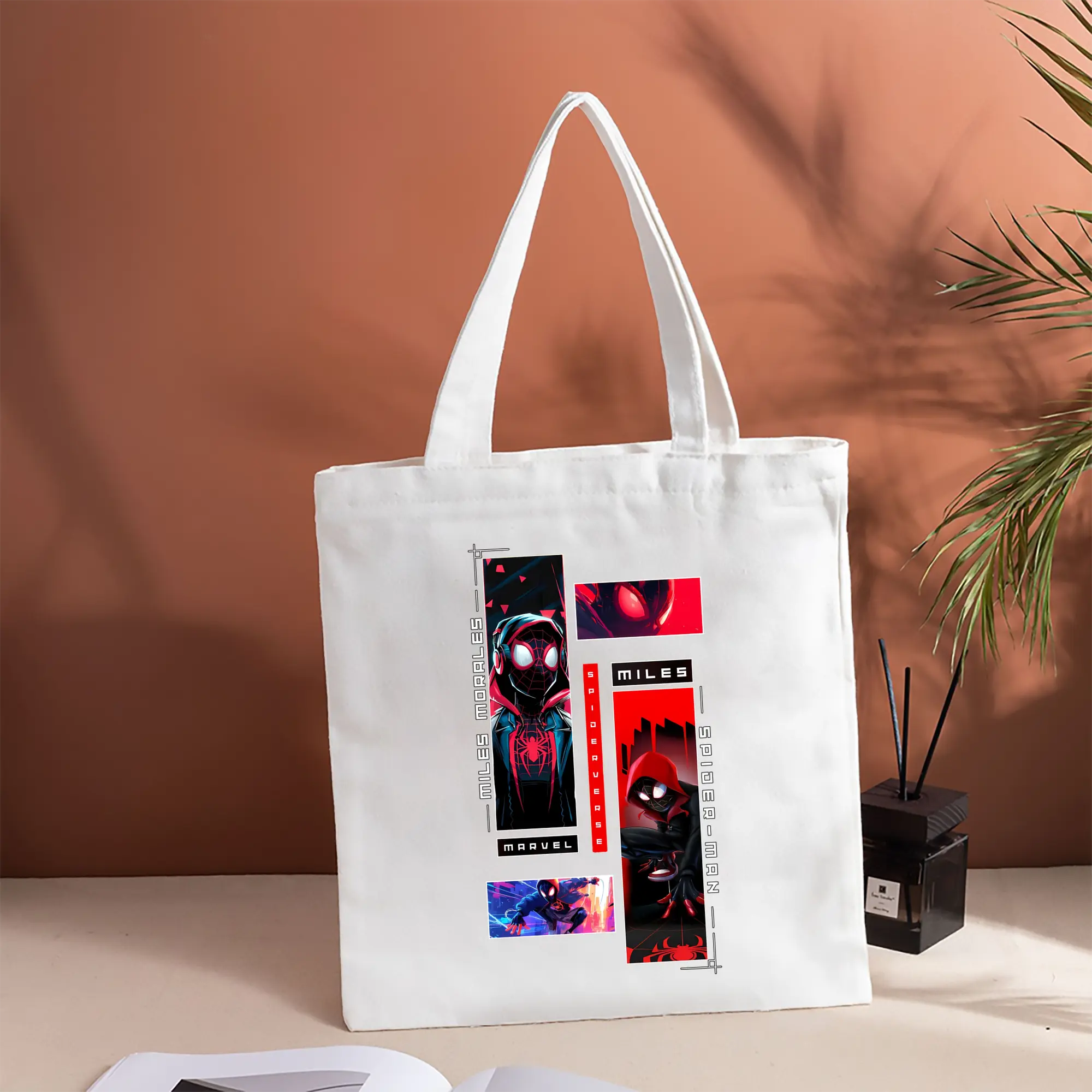 アベンジャーズ (Avenjāzu) グッズ スパイダーマン（Spider-Man）