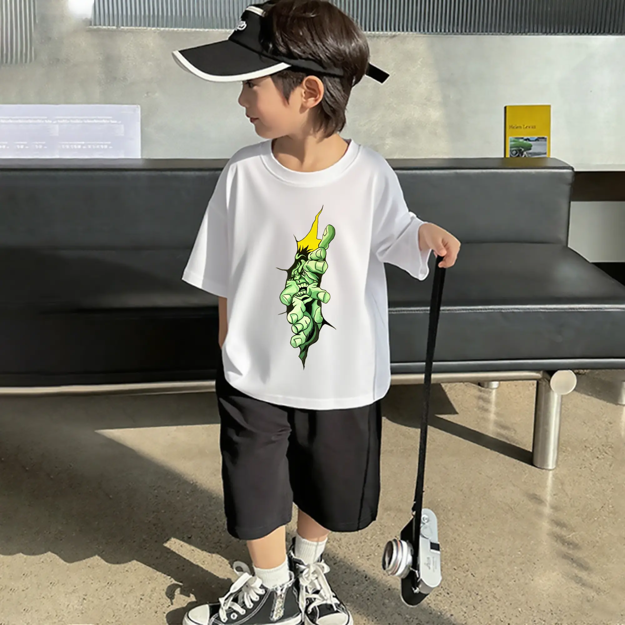 アベンジャーズ (Avenjāzu) グッズ ハルク（Hulk）