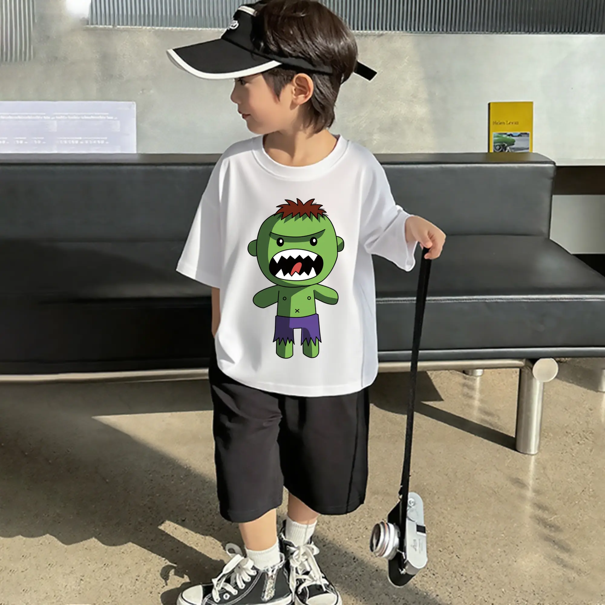 アベンジャーズ (Avenjāzu) グッズ ハルク（Hulk）