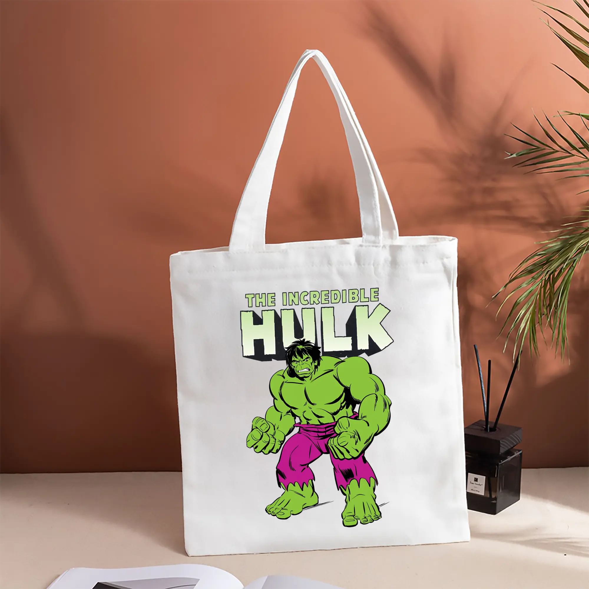 アベンジャーズ (Avenjāzu) グッズ ハルク（Hulk）