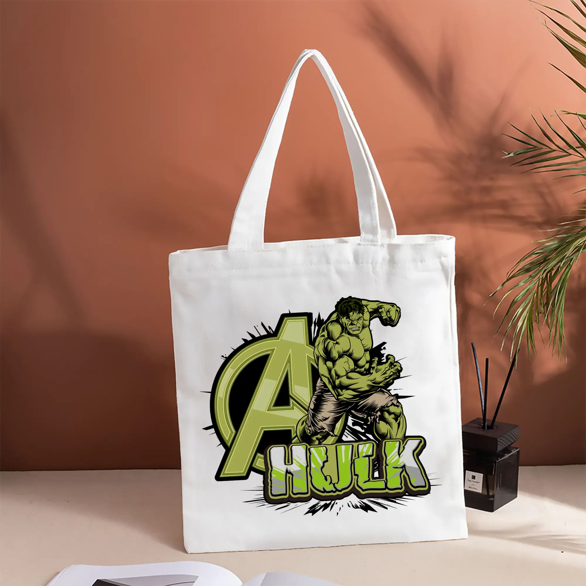 アベンジャーズ (Avenjāzu) グッズ ハルク（Hulk）