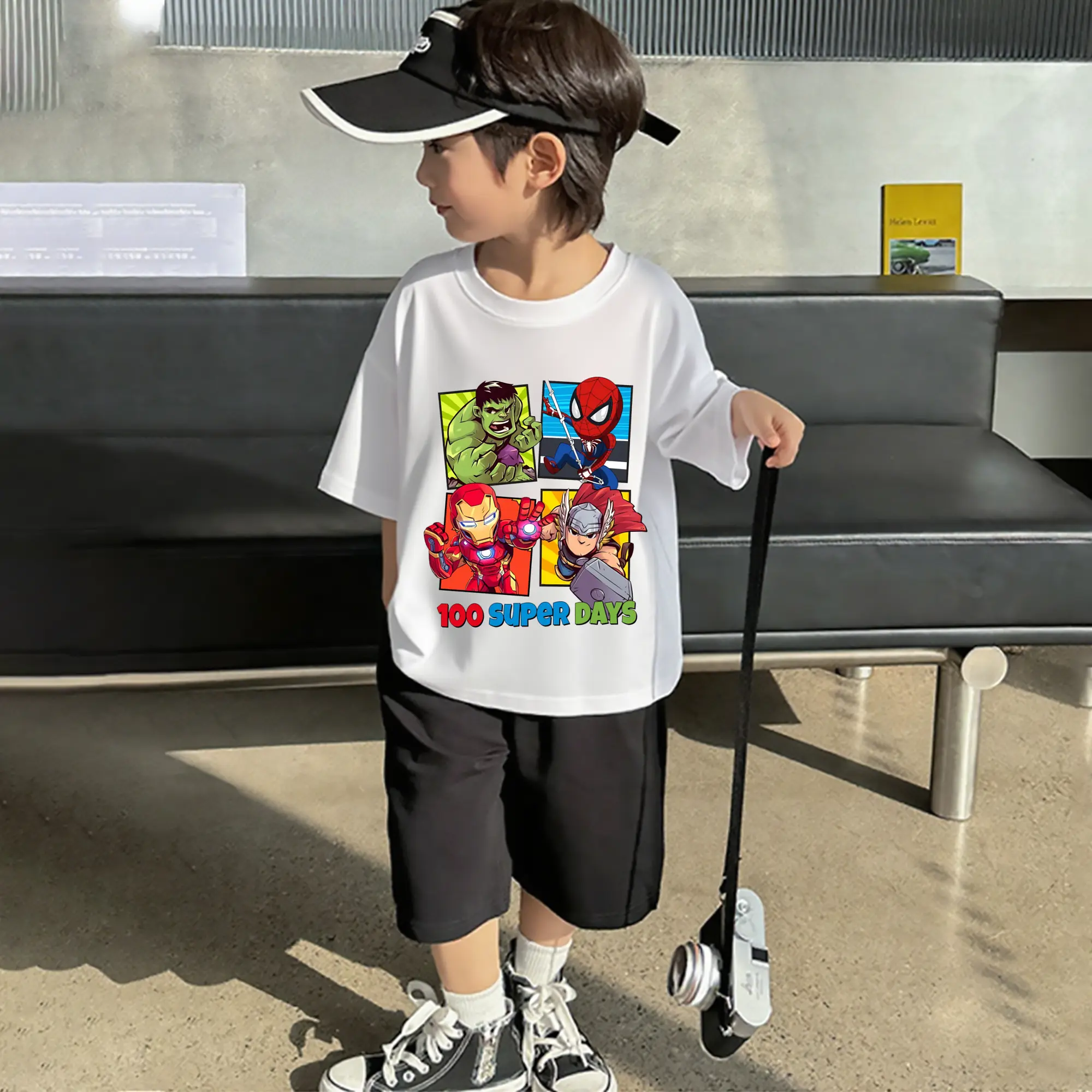 アベンジャーズ (Avenjāzu) グッズ アイアンマン（Iron Man）