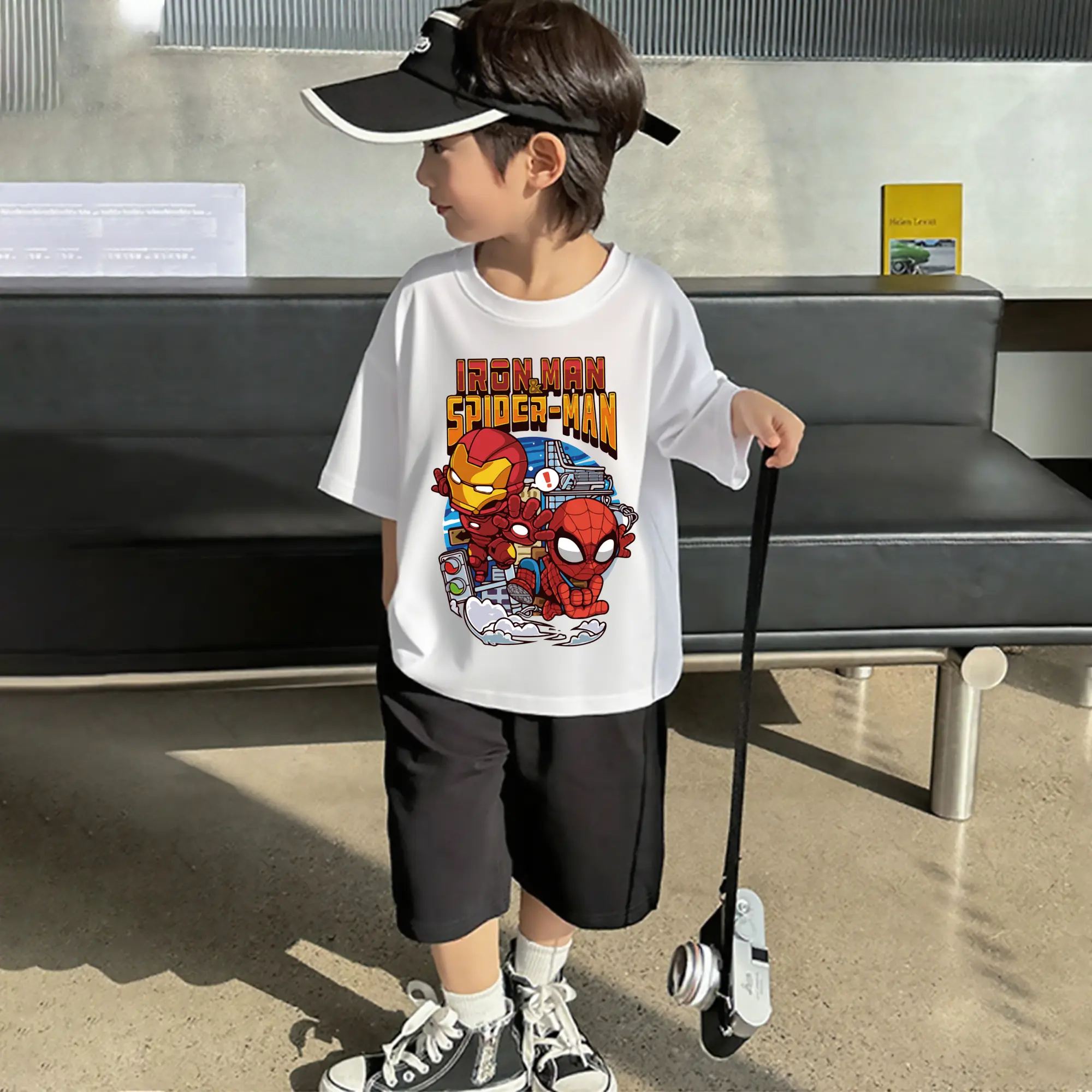 アベンジャーズ (Avenjāzu) グッズ アイアンマン（Iron Man）