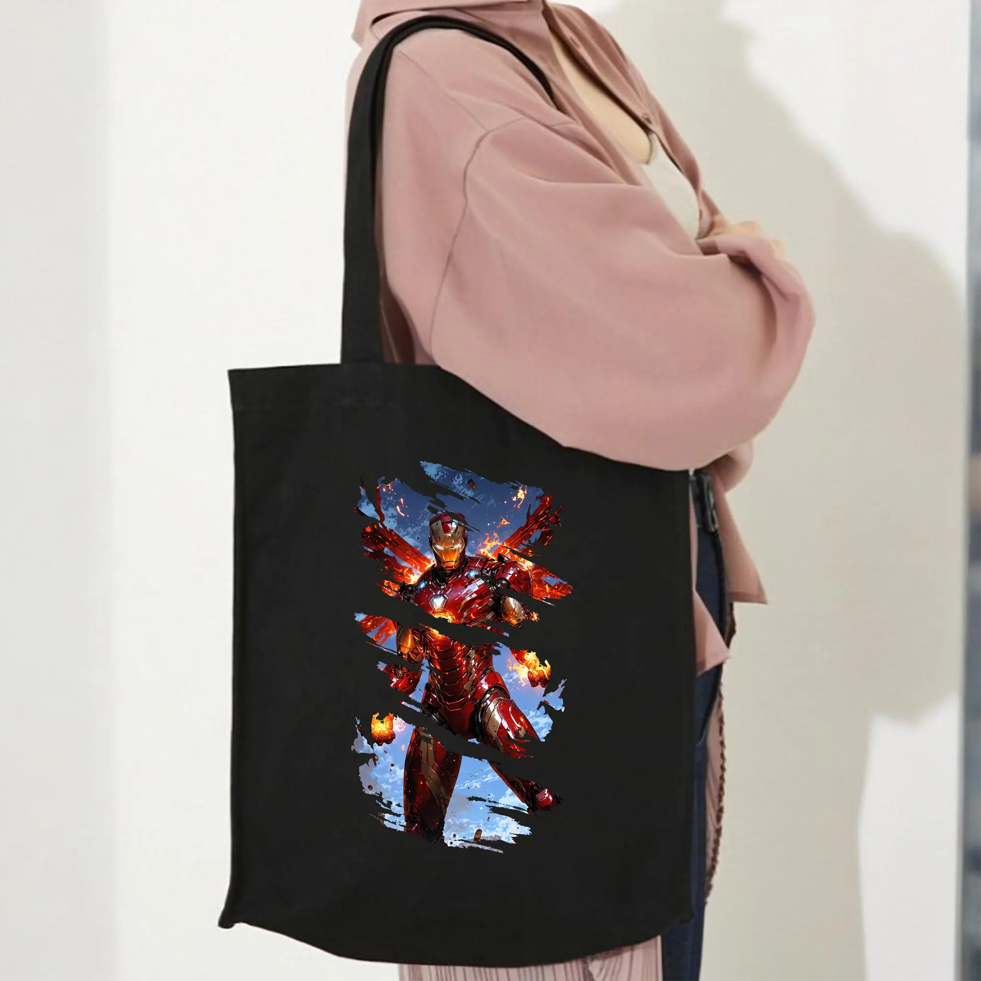 アベンジャーズ (Avenjāzu) グッズ アイアンマン（Iron Man）