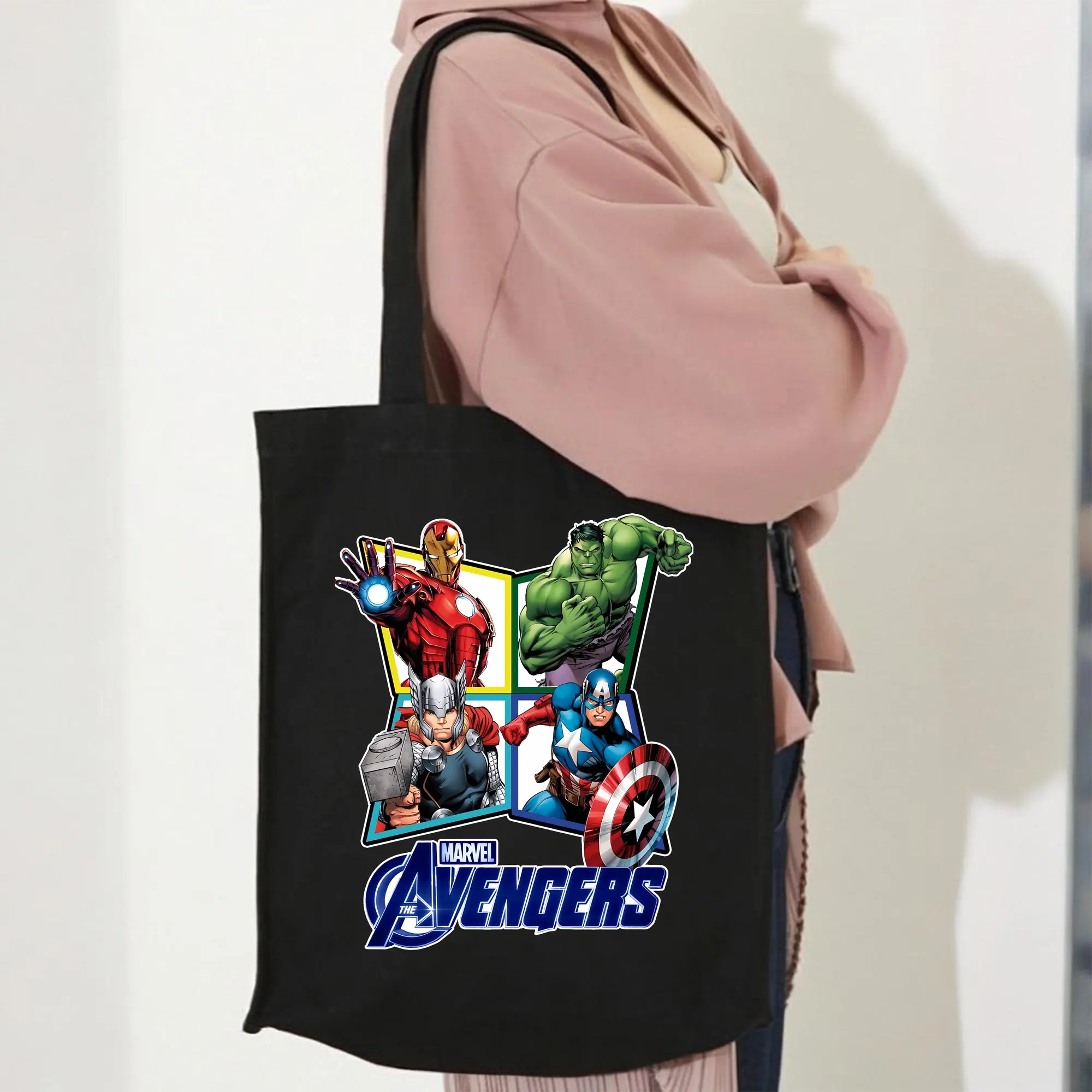 アベンジャーズ (Avenjāzu) グッズ アイアンマン（Iron Man）