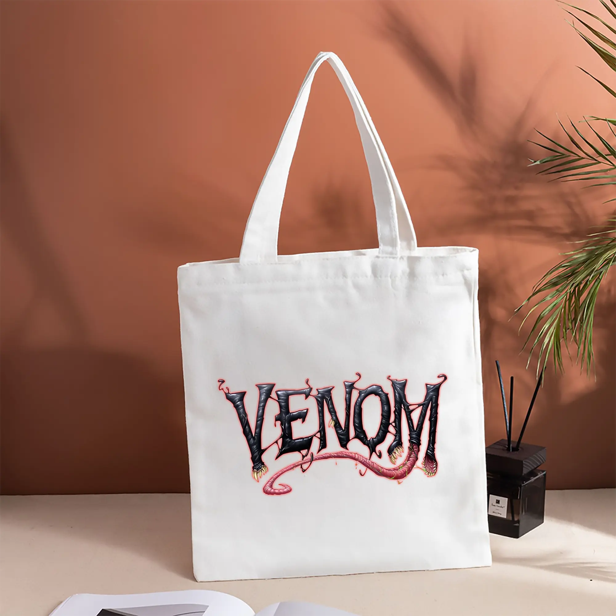 ヴェノム グッズ,ヴェノム