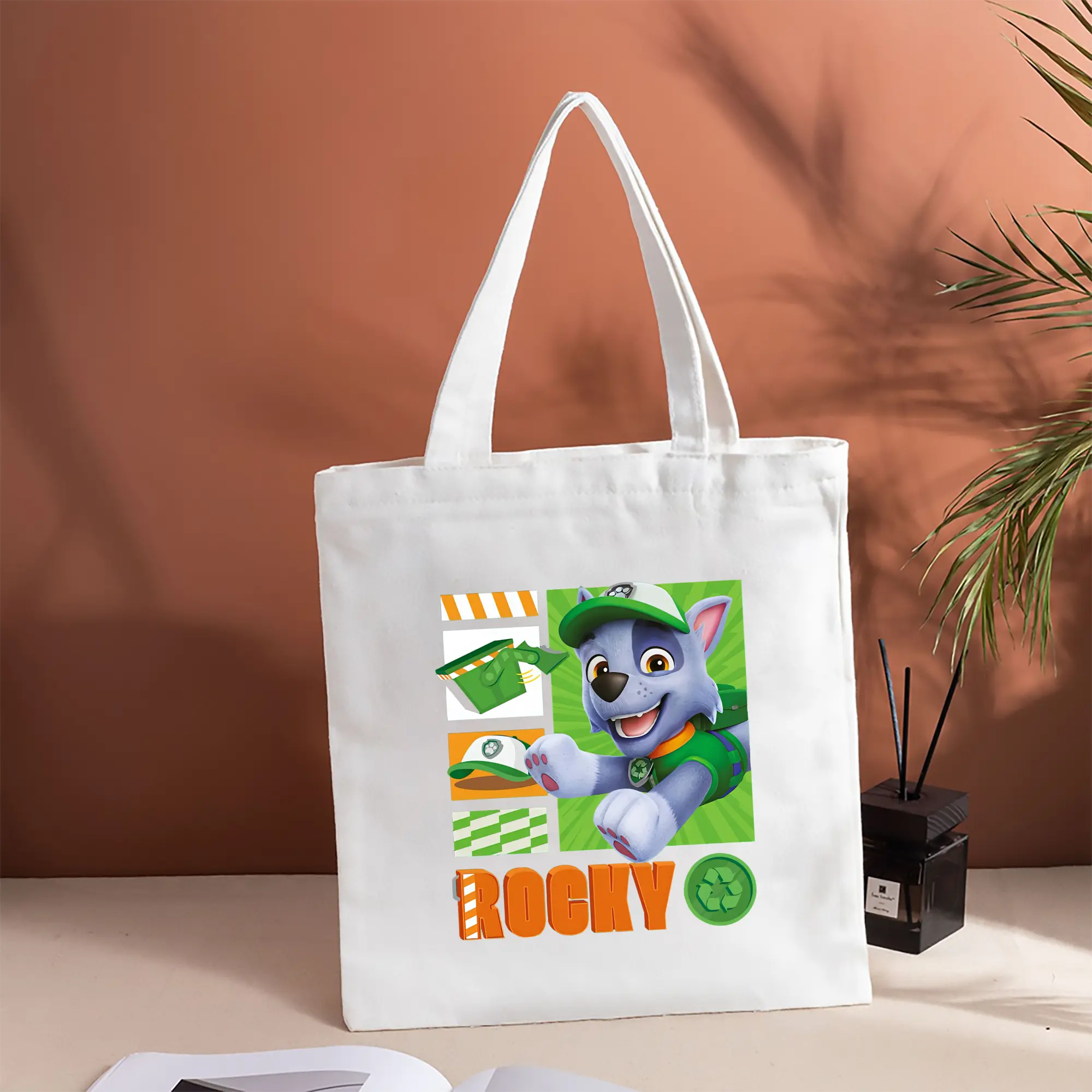 パウ・パトロール グッズ ロッキー